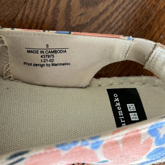 Marimekko x Uniqlo sandal - Picture 3 of 3